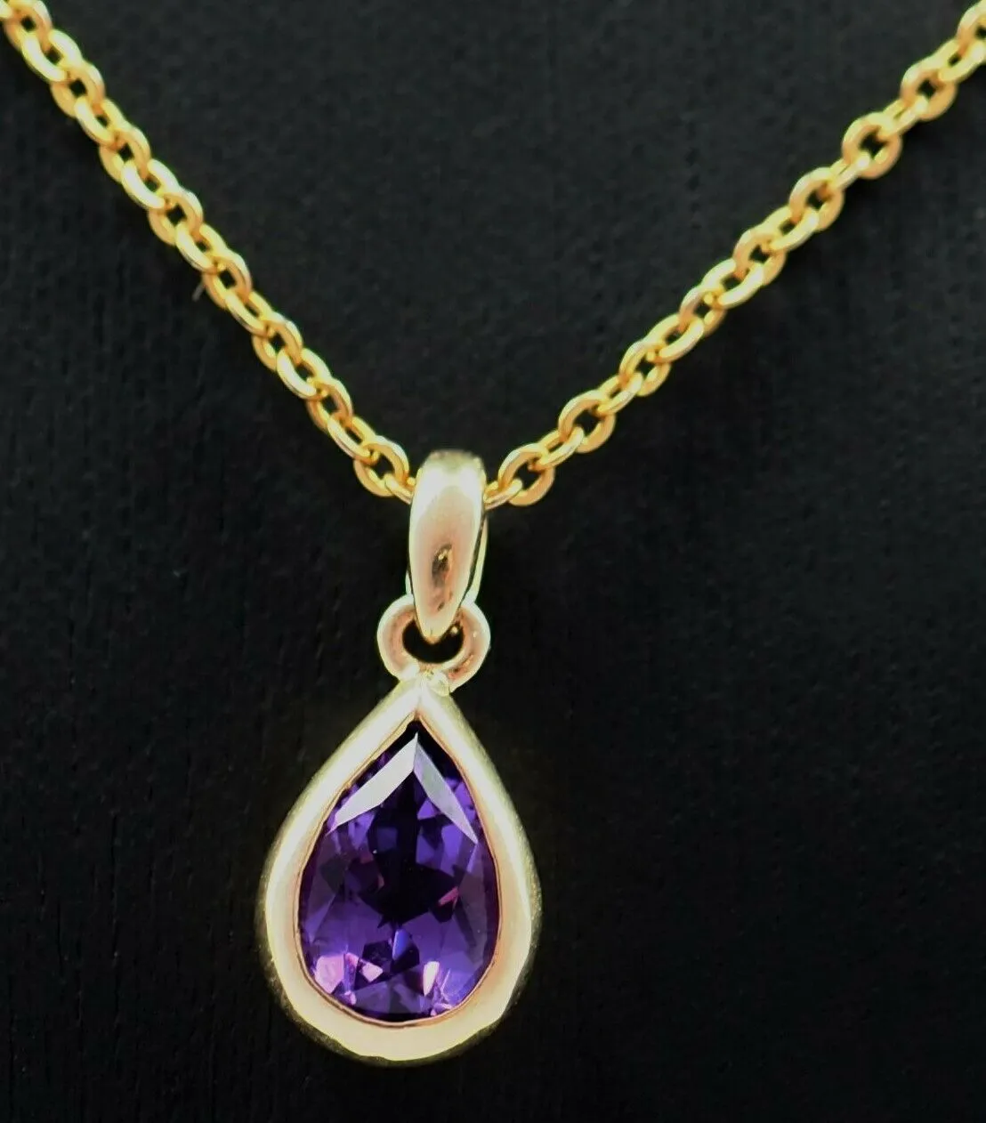 Amethyst 9ct Yellow Gold Pendant