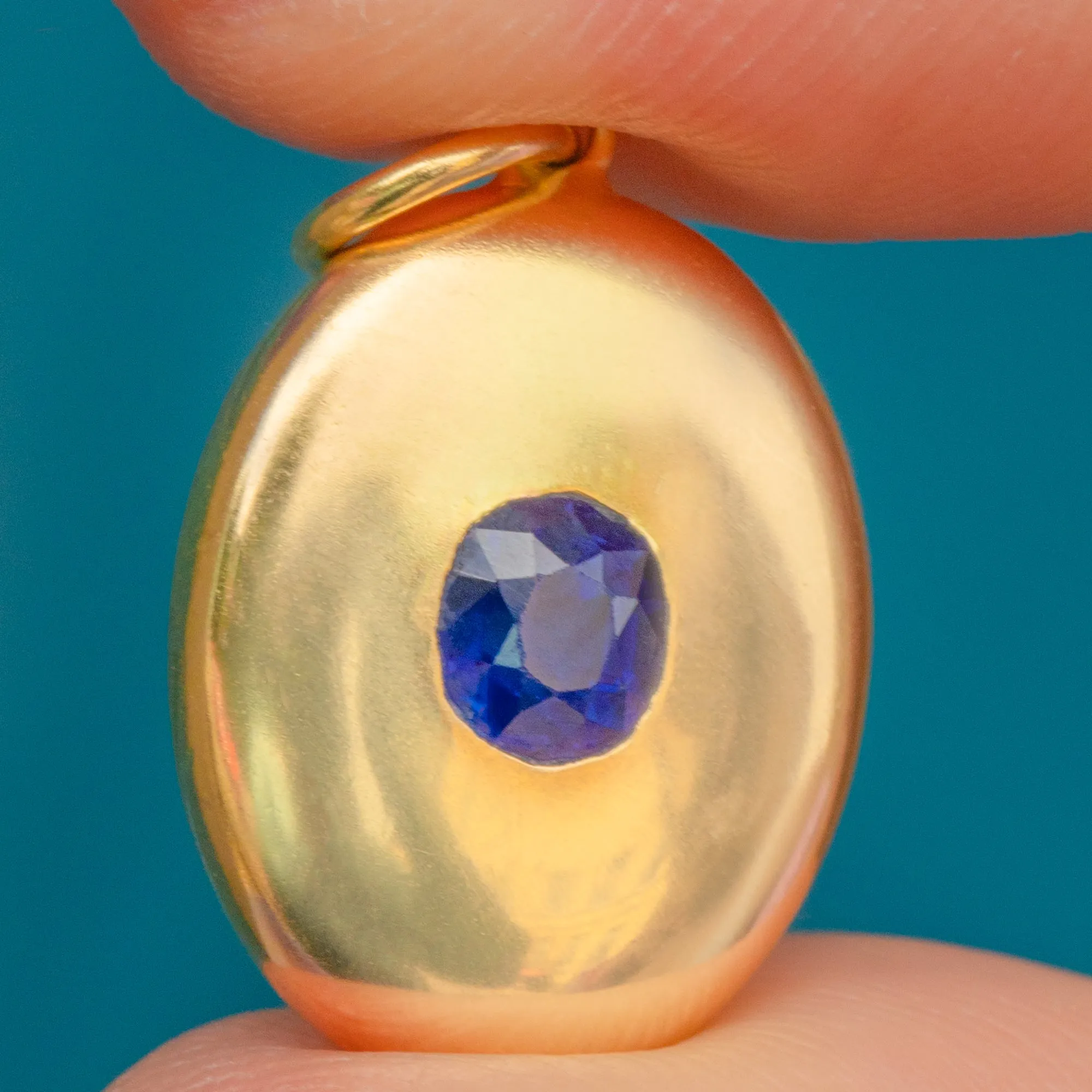 Antique 18ct Gold Natural Ceylon Sapphire Pendant