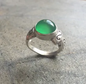 Emerald Boho Ring - Solitaire Emerald Ring - Emerald Bezel Ring