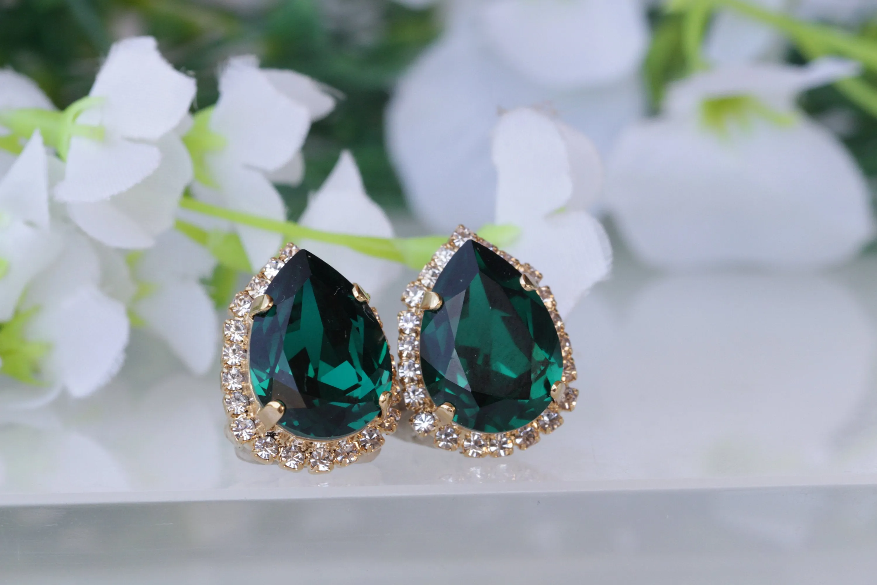 Emerald Clip on Earrings