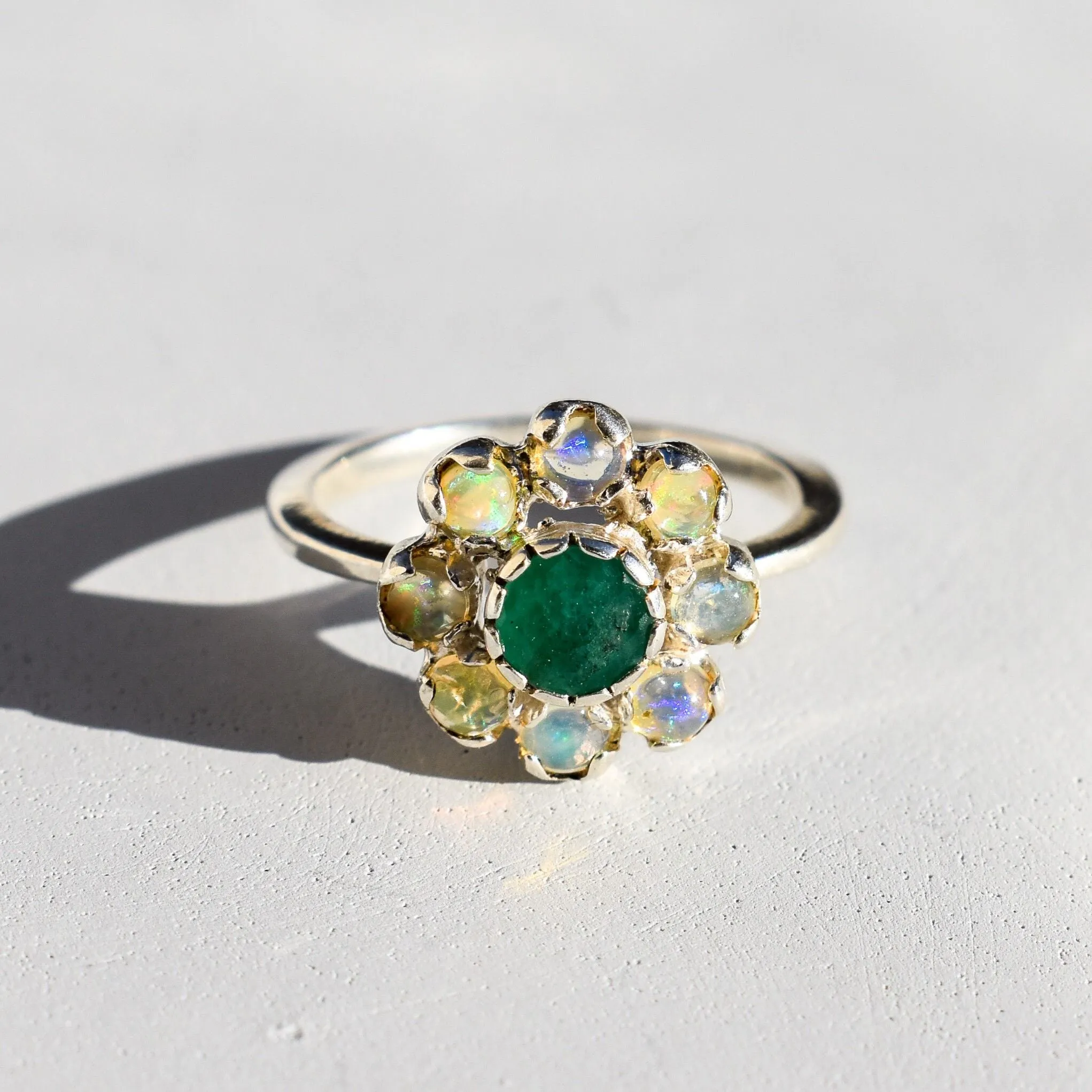 Emerald Flower Ring - Flower Silver Ring - Natural Emerald Ring