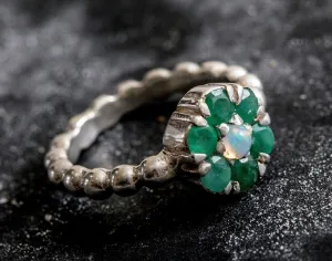 Flower Emerald Ring - Genuine Emerald Opal Ring - Green Vintage Ring