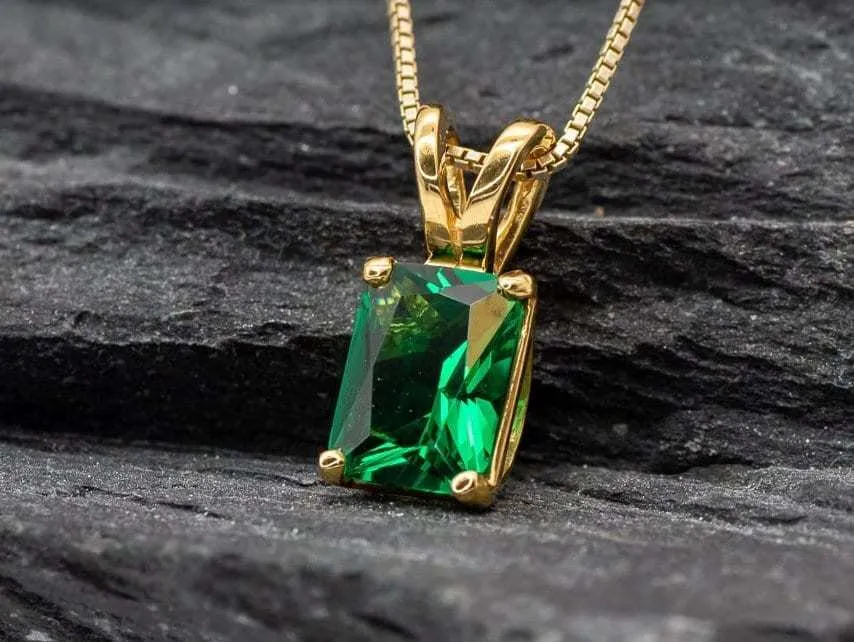 Gold Emerald Pendant - Green Emerald Necklace - Gold Radiant Cut Necklace