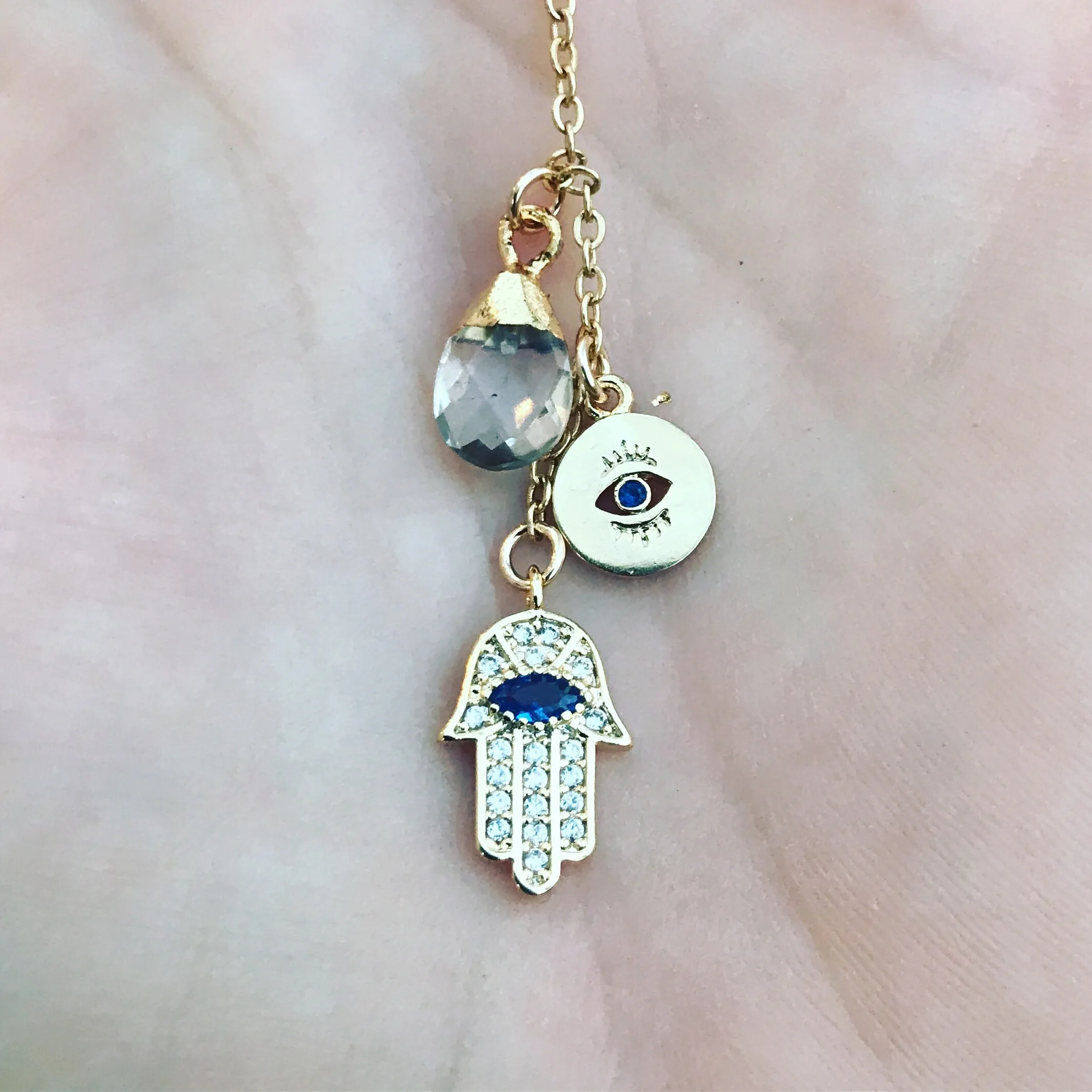 MacKensie Necklace - hamsa