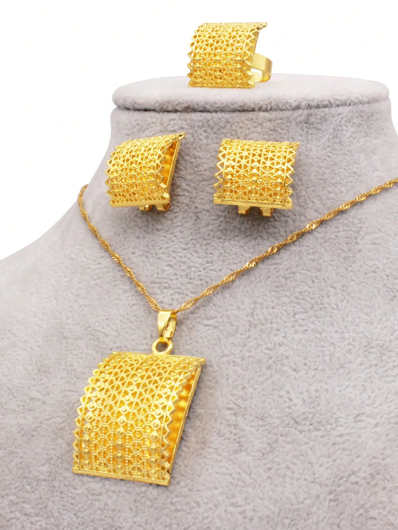 Nigeria Gold Plated Jewelry Sets Wedding Gifts Bridal Necklace Earrings Ring Pendant Dubai Luxury Jewellery Set For Women