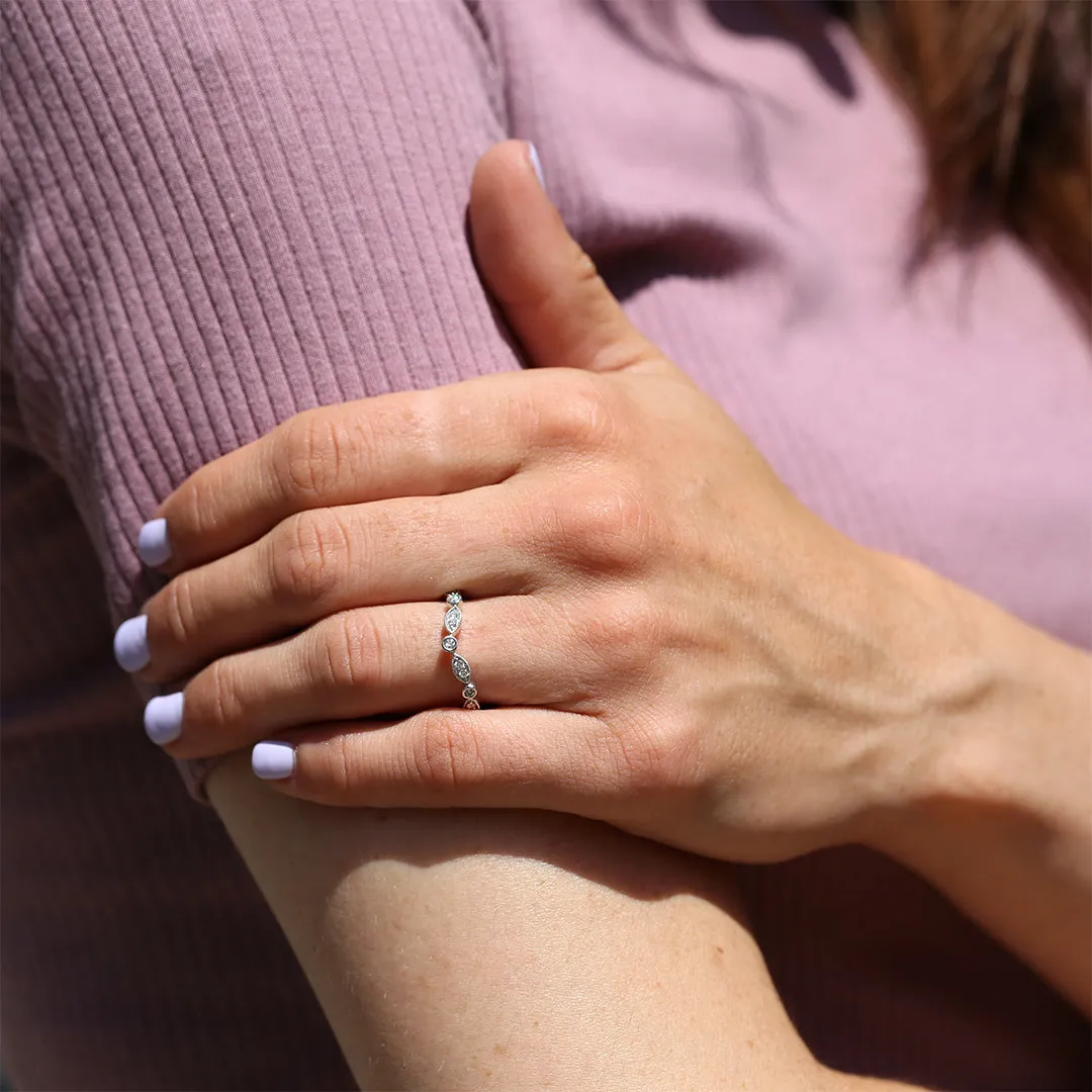 Nora Eyelet Diamond Ring