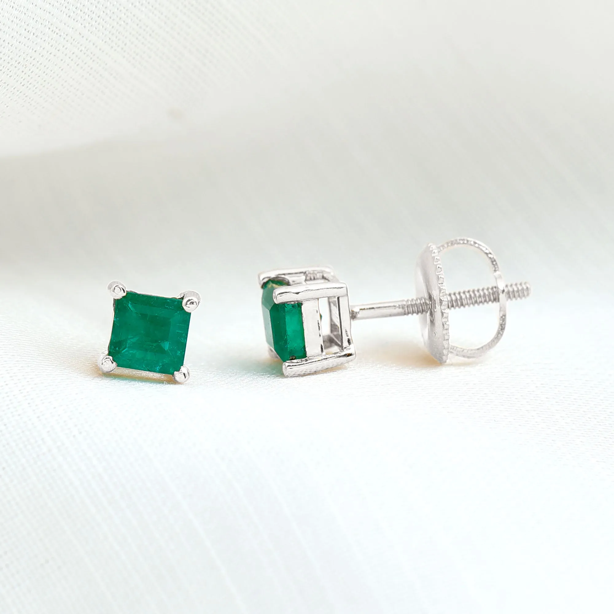 Princess Cut Natural Emerald Simple Solitaire Stud Earrings