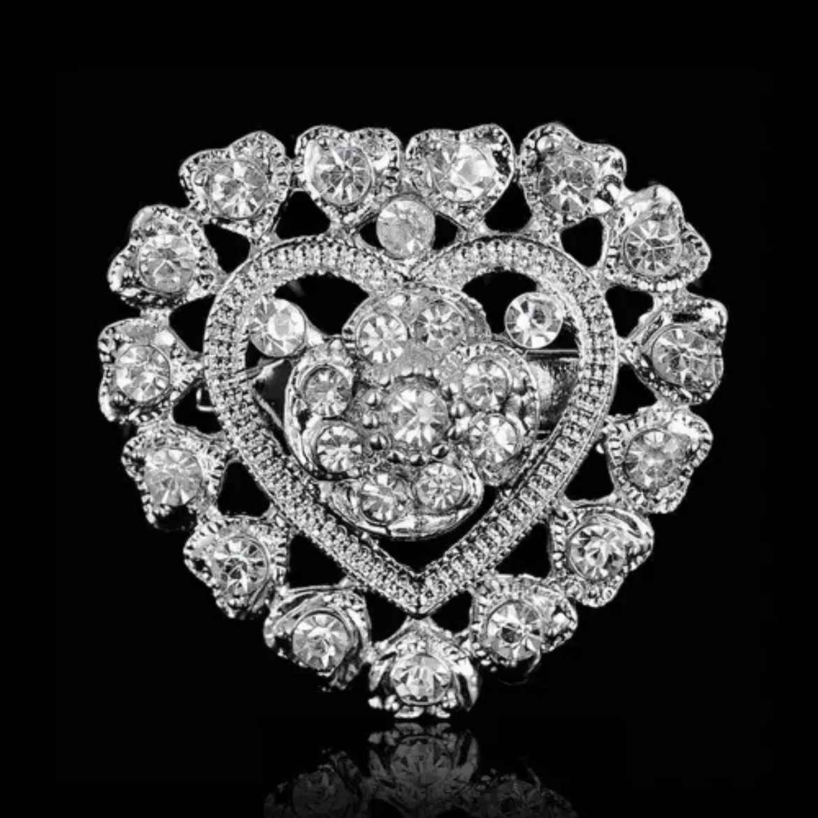 Silver Rhinestone Heart Brooch - Style 1