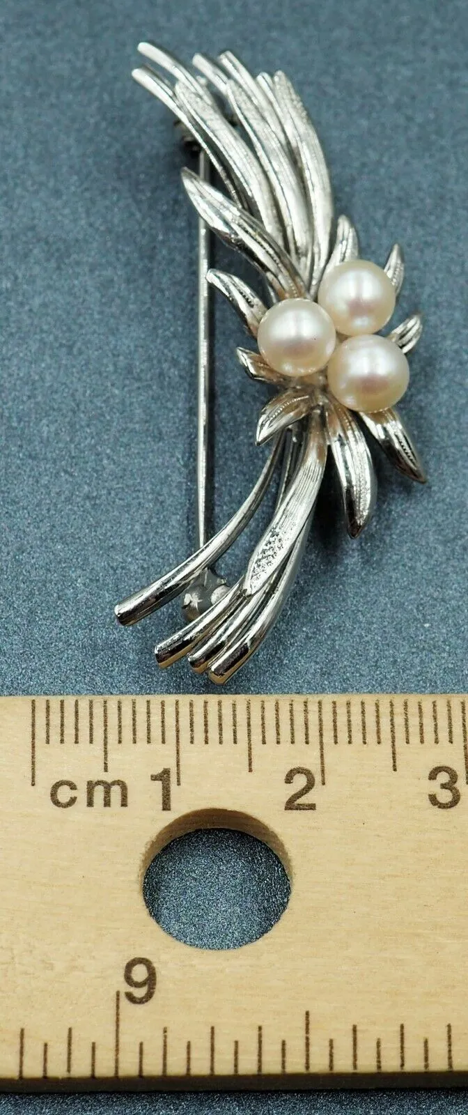 Sterling Silver Cultured Peal Brooch